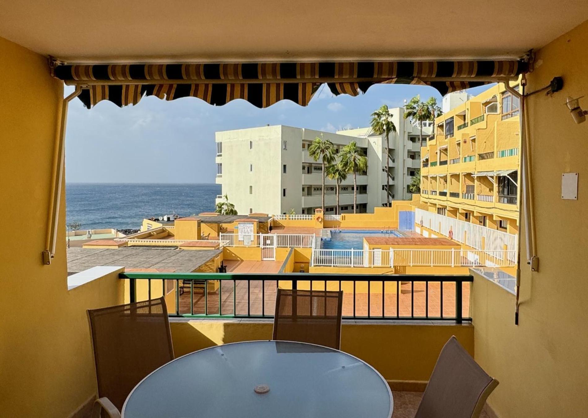 Vista La Gomera - 2 Minutes Walk From The Beach! Apartament